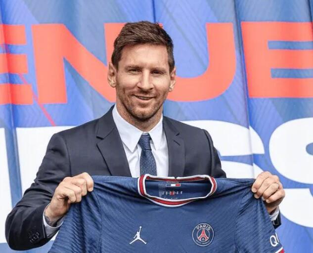 梅西转会巴黎圣日耳曼,签约两年合同 梅西转会巴黎圣日耳曼,签约两年合同