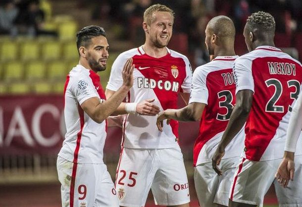 摩纳哥全取三分,苏黎世甜笑迎来胜利 摩纳哥全取三分,苏黎世甜笑迎来胜利