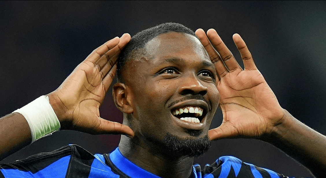 熊猫直播官网-EG轻取BRO，Deft打出惊人五杀宿命之战全球总决赛，点燃全场激情