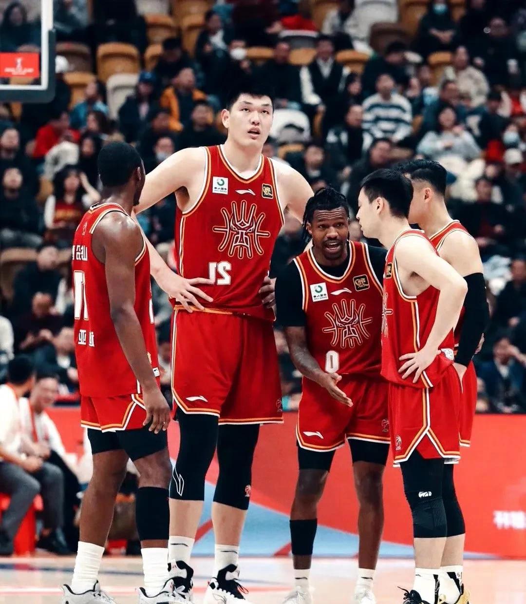 山西男篮遭遇困境,客场失利惨淡收场 山西男篮遭遇困境,客场失利惨淡收场