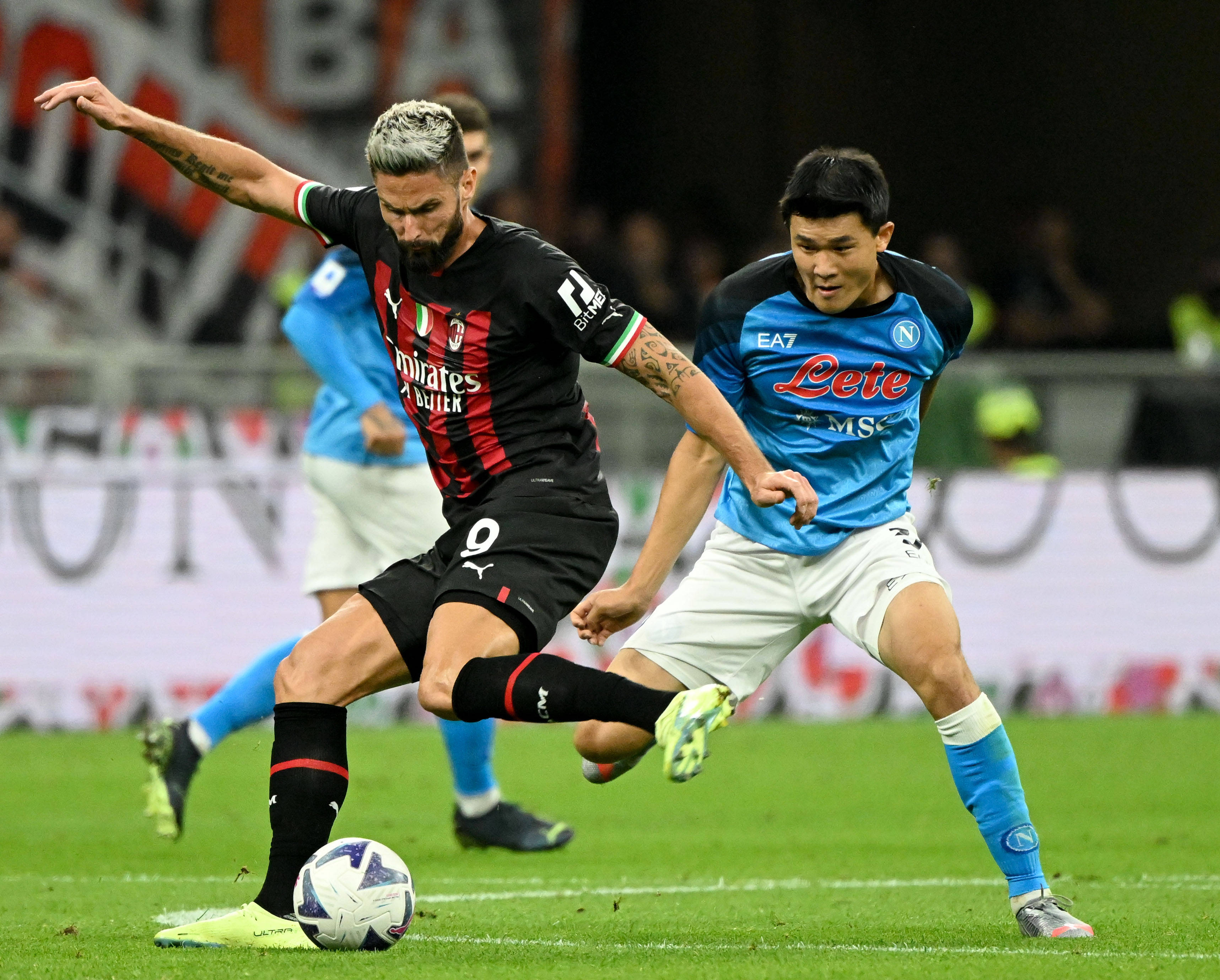 意甲比赛中球迷发生暴力事件 意甲比赛中球迷发生暴力事件